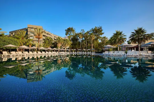 MOVENPICK HOTELS - RESORTS TEKIROVA Pools & Beach