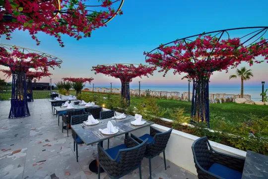 MOVENPICK HOTELS - RESORTS TEKIROVA Restaurants