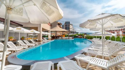 MPM HOTEL ASTORIA Pools & Beach