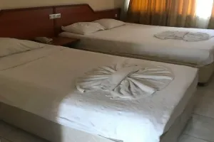 MUZ HOTEL Rooms