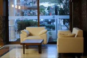MY DREAM HOTEL Lobby