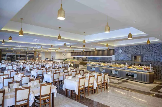 MY HOME RESORT HOTEL Restaurants