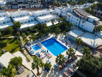 NAGI BEACH HOTEL General Images