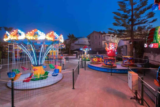 NARCIA RESORT SIDE Activities