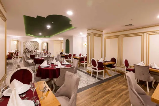 NARCIA RESORT SIDE Restaurants