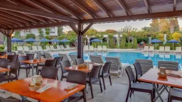 NATUR GARDEN HOTEL Restaurants