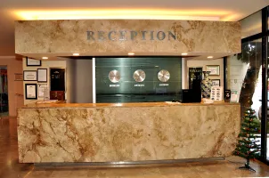 NERTON HOTEL Lobby