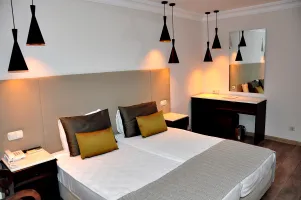 NERTON HOTEL Rooms