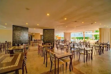 NEX ROYAL BEACH HOTEL Restaurants
