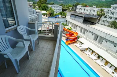 NEX ROYAL BEACH HOTEL Pools & Beach