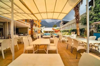 NEX ROYAL BEACH HOTEL Restaurants