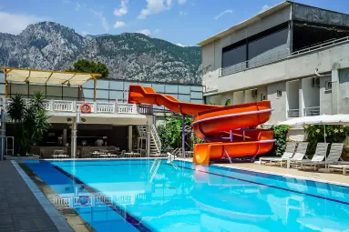 NEX ROYAL BEACH HOTEL Pools & Beach