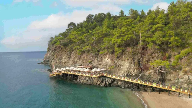 NIRVANA DOLCE VITA Pools & Beach