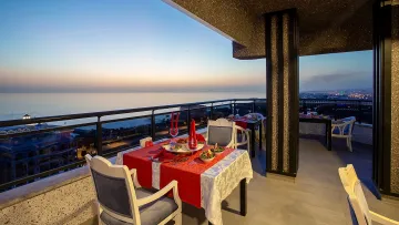NOX INN DELUXE HOTEL Restaurants