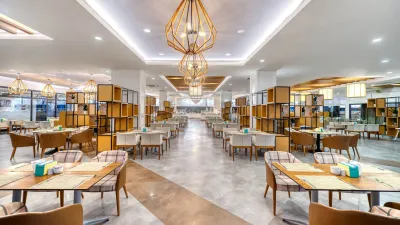 NUMA BAY EXCLUSIVE Restaurants