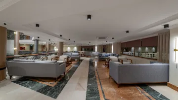 NUMA CLUB SIDE Lobby