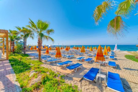 NUMA KONAKTEPE HOTEL Pools & Beach