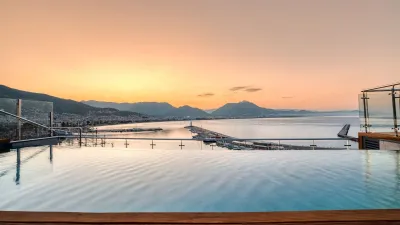 NUMA PORT HOTEL Pools & Beach