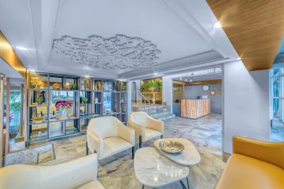 NUMA PORT HOTEL Lobby