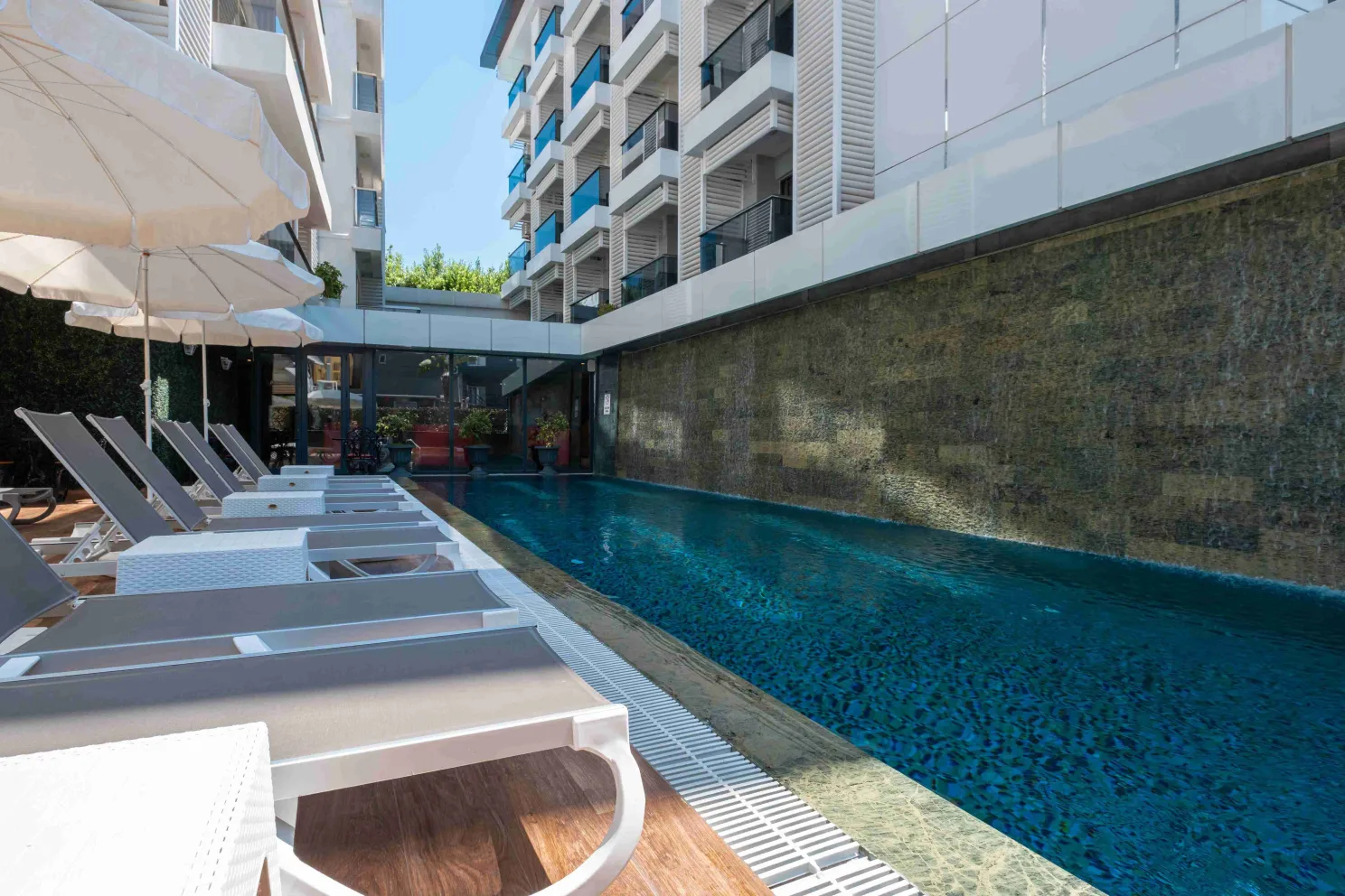 OBA STAR HOTEL-SPA Pools & Beach