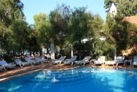 OKALIPTUS HOTEL Pools & Beach