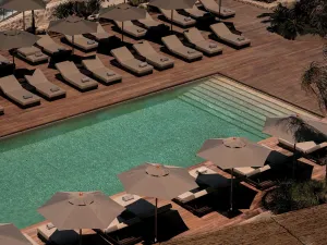 OKU BODRUM 16+ Pools & Beach