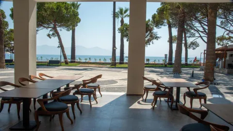 OMER PRIME HOLIDAY RESORT Restaurants