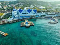 ORANGE COUNTY RESORT ALANYA Pools & Beach