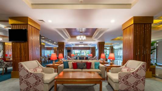 ORANGE COUNTY RESORT HOTEL BELEK Bars