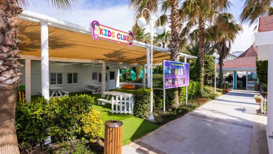 ORANGE COUNTY RESORT HOTEL BELEK Mini Club