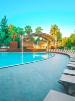ORFEUS QUEEN HOTEL Activities