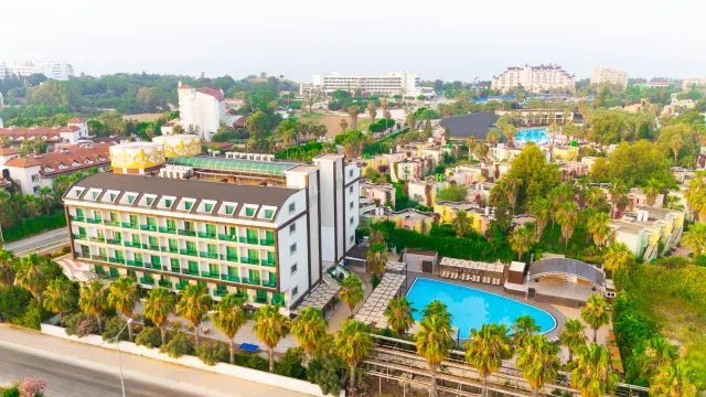ORFEUS QUEEN HOTEL General Images