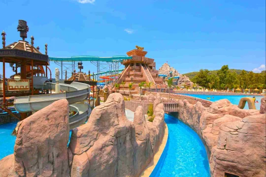 ORKA WORLD HOTEL - AQUAPARK Pools & Beach