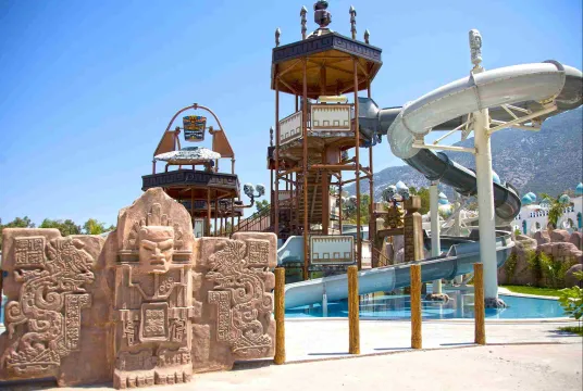 ORKA WORLD HOTEL - AQUAPARK Pools & Beach