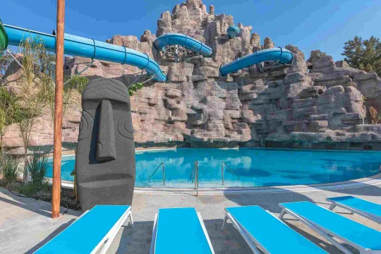 ORKA WORLD HOTEL - AQUAPARK Pools & Beach