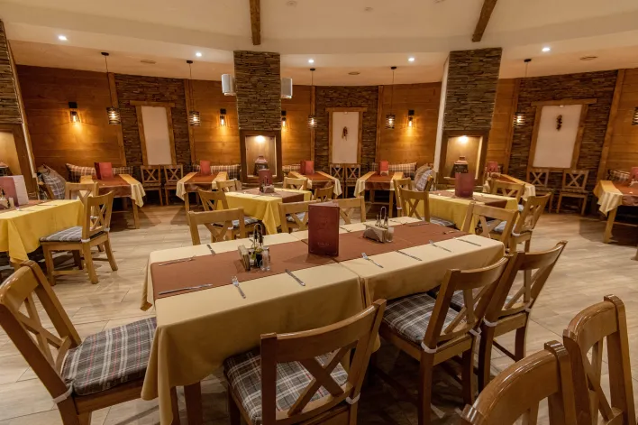 ORPHEUS HOTEL Restaurants