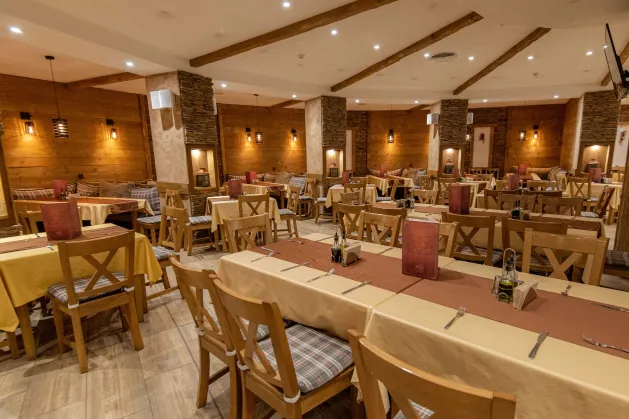 ORPHEUS HOTEL Restaurants