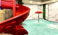 ORPHEUS HOTEL Pools & Beach