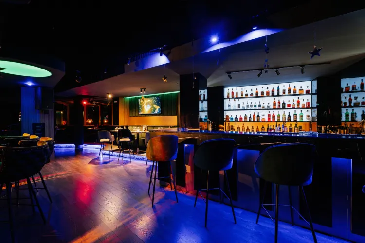 ORPHEUS HOTEL Bars