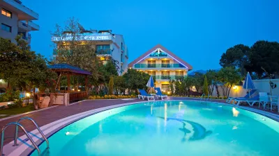 ORSMARIS BOUTIQUE HOTEL Pools & Beach