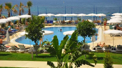 OZKAYMAK SELECT RESORT HOTEL Pools & Beach