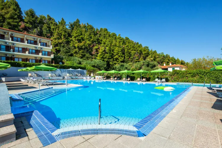 PALLADIUM HOTEL Pools & Beach
