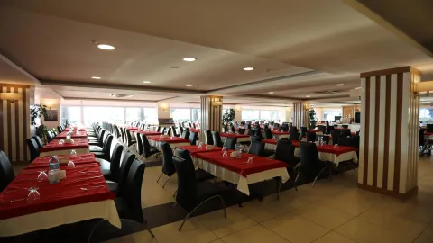 PALM WINGS BEACH RESORT AND SPA KUSADASI Restaurants