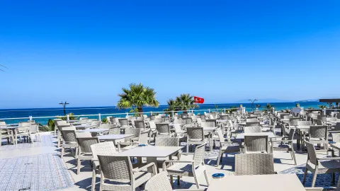 PALM WINGS BEACH RESORT AND SPA KUSADASI Restaurants