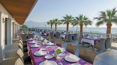 PALM WINGS BEACH RESORT AND SPA KUSADASI Restaurants