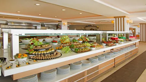 PALM WINGS BEACH RESORT AND SPA KUSADASI Restaurants