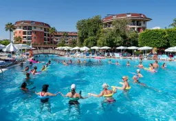 PALMERAS BEACH HOTEL Pools & Beach