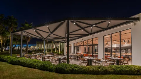 PALOMA FINESSE SIDE Restaurants