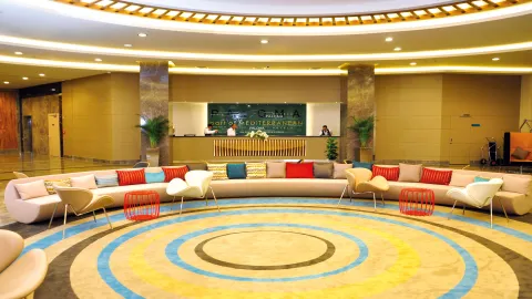 PALOMA OCEANA RESORT Lobby