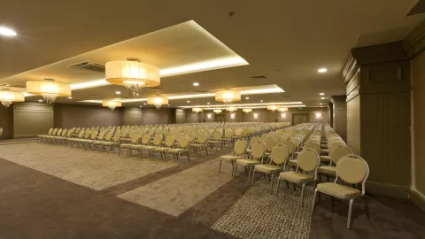 PALOMA OCEANA RESORT Meetings